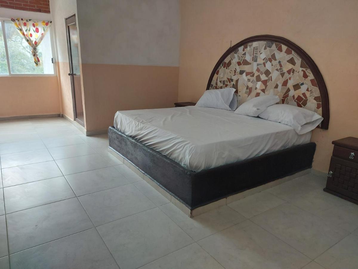 Hotel Jardines de Amatitlán Cuernavaca Buitenkant foto